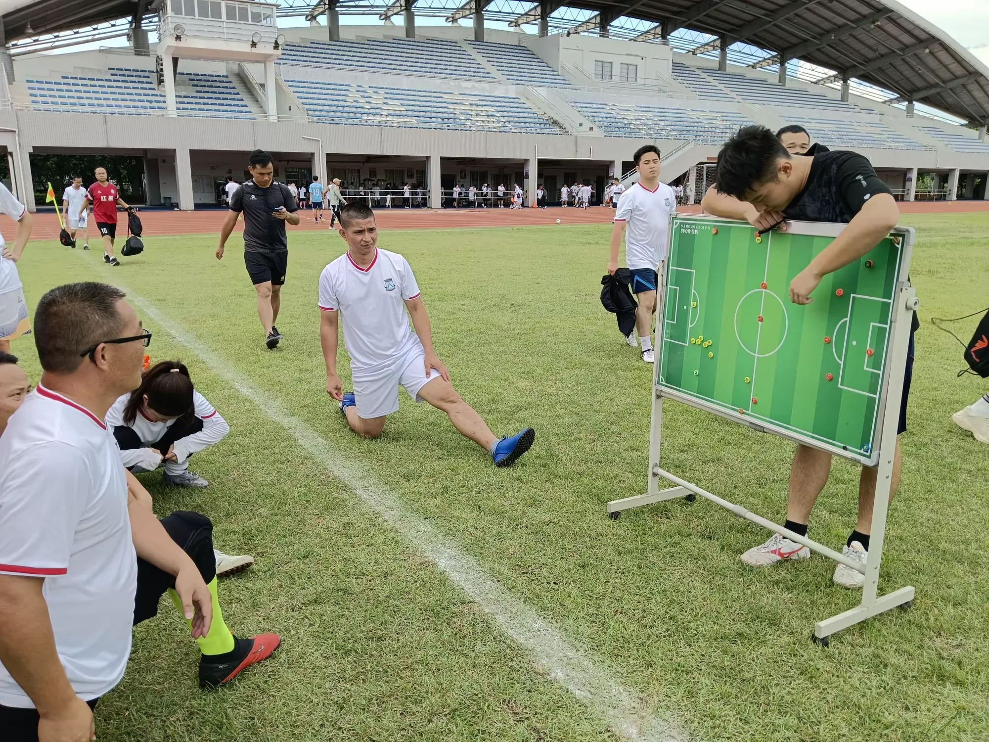 足球助理教练战术指导备受关注的简单介绍
